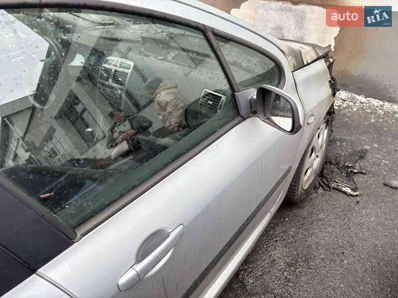 Хэтчбек Peugeot 307 2003 в Хмельницком