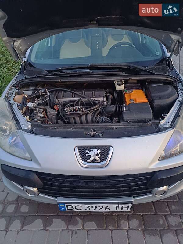 Універсал Peugeot 307 2006 в Городку