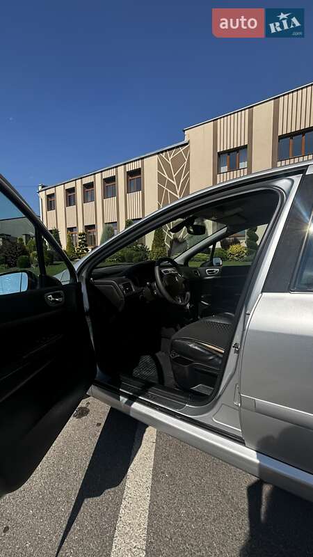 Хетчбек Peugeot 307 2003 в Запоріжжі