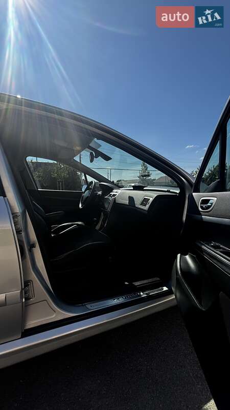 Хетчбек Peugeot 307 2003 в Запоріжжі