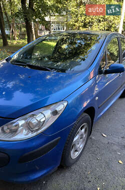 Хэтчбек Peugeot 307 2006 в Ровно