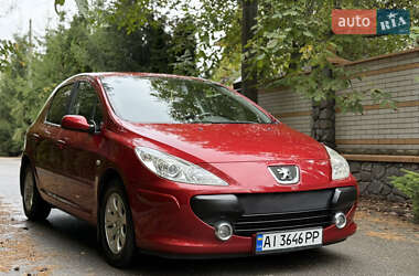 Хэтчбек Peugeot 307 2006 в Киеве