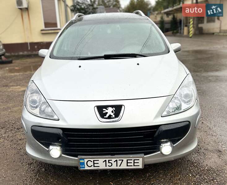 Универсал Peugeot 307 2006 в  фото Универсал Peugeot 307 2006 в