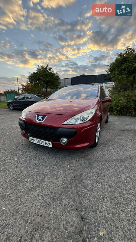 Хэтчбек Peugeot 307 2005 в Белгороде-Днестровском фото 2 Хэтчбек Peugeot 307 2005 в Белгороде-Днестровском
