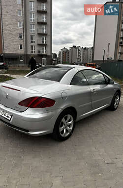 Кабриолет Peugeot 307 2004 в  фото 7 Кабриолет Peugeot 307 2004 в
