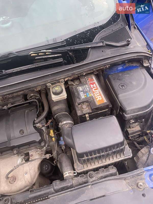 Хетчбек Peugeot 307 2002 в Івано-Франківську фото 12 Хетчбек Peugeot 307 2002 в Івано-Франківську