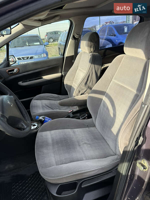 Хэтчбек Peugeot 307 2002 в Каменец-Подольском фото 10 Хэтчбек Peugeot 307 2002 в Каменец-Подольском