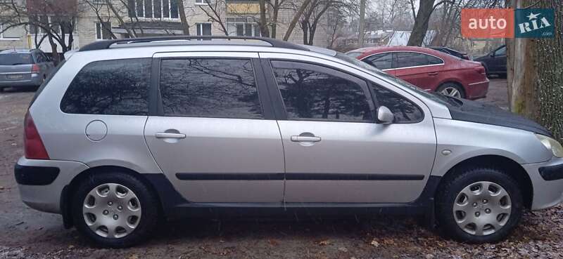 Универсал Peugeot 307 2004 в Ирпене
