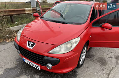 Хэтчбек Peugeot 307 2005 в Киеве