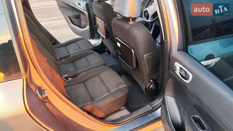 Универсал Peugeot 307 2008 в Ровно