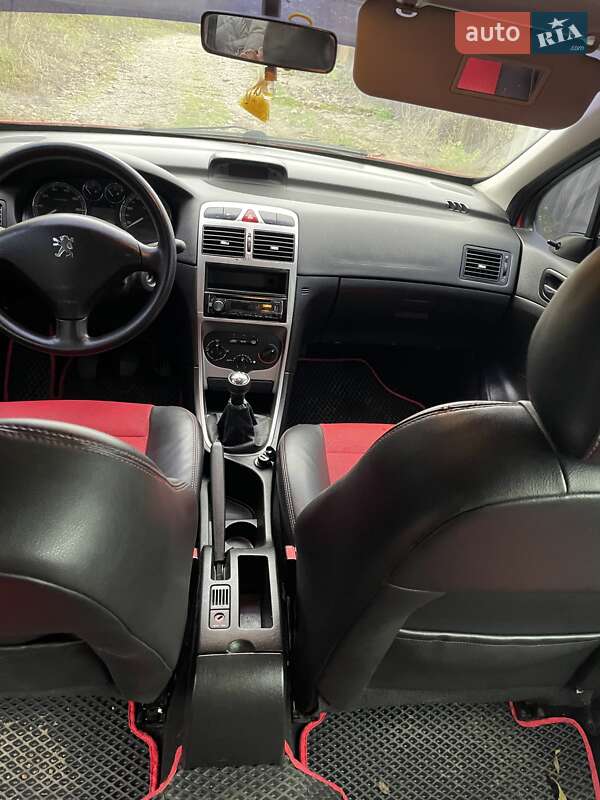 Хетчбек Peugeot 307 2004 в Полтаві