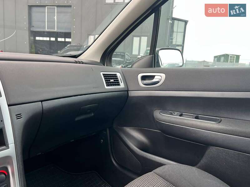 Универсал Peugeot 307 2008 в Львове