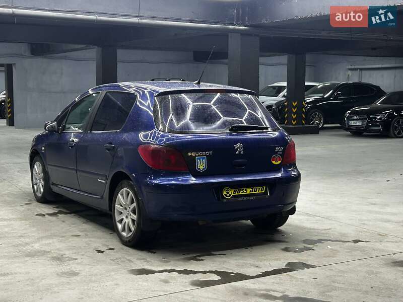 Хетчбек Peugeot 307 2002 в Чернівцях фото 4 Хетчбек Peugeot 307 2002 в Чернівцях