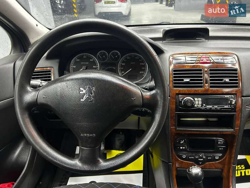 Хетчбек Peugeot 307 2002 в Чернівцях фото 10 Хетчбек Peugeot 307 2002 в Чернівцях