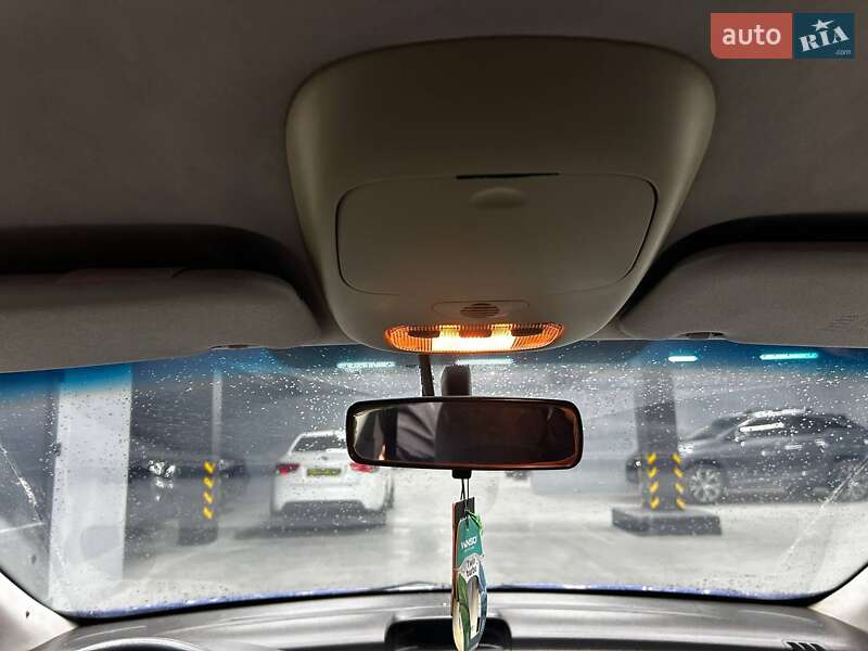 Хетчбек Peugeot 307 2002 в Чернівцях фото 13 Хетчбек Peugeot 307 2002 в Чернівцях