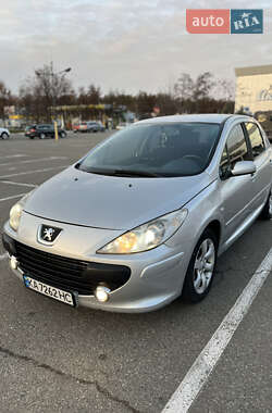 Хэтчбек Peugeot 307 2005 в Киеве