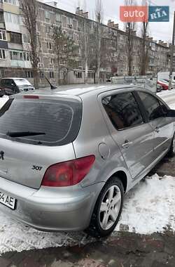 Хэтчбек Peugeot 307 2004 в Днепре
