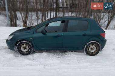 Хэтчбек Peugeot 307 2002 в Шевченкове
