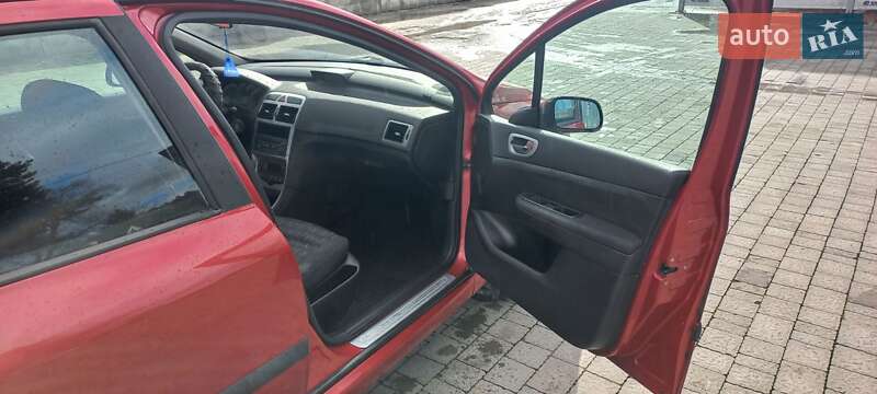 Хэтчбек Peugeot 307 2004 в Ужгороде