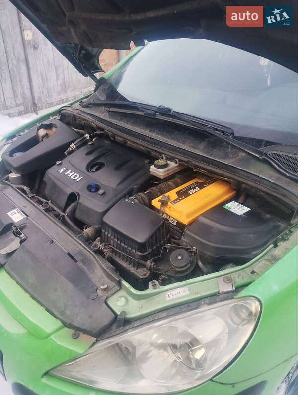 Хэтчбек Peugeot 307 2006 в Калиновке