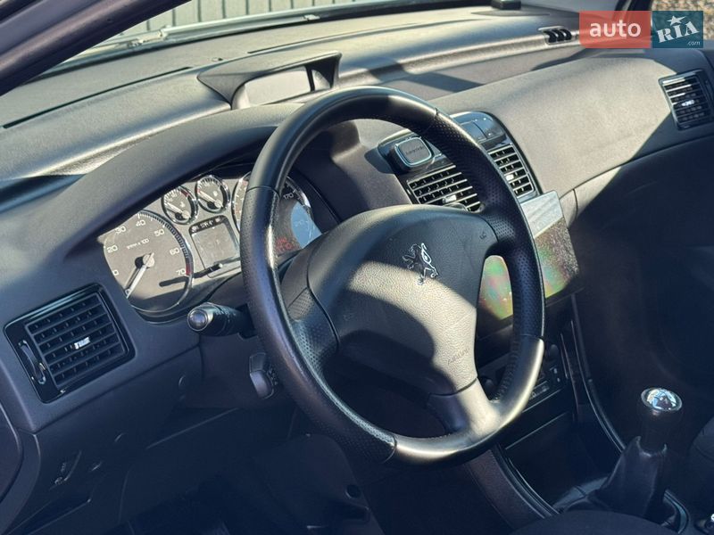 Хэтчбек Peugeot 307 2006 в Стрые
