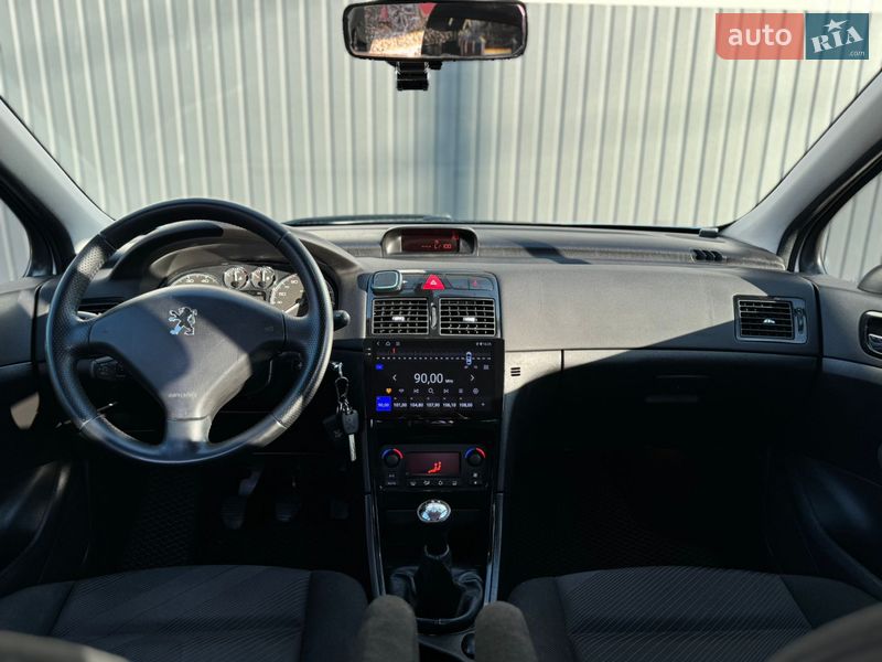 Хэтчбек Peugeot 307 2006 в Стрые