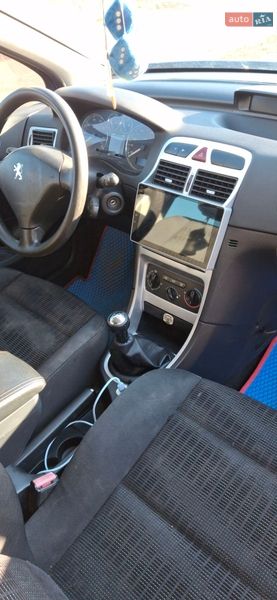 Хэтчбек Peugeot 307 2007 в Киеве