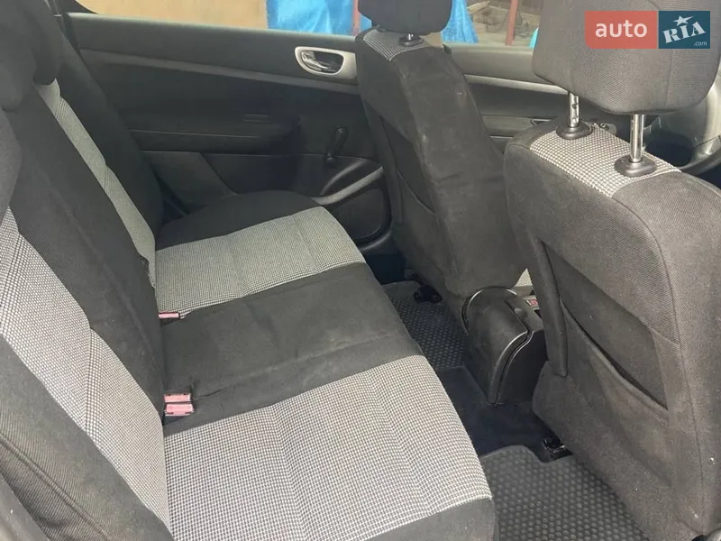 Peugeot 307 2006 VIN VF33CNFUF84637030 фото оголошення 4 з 49