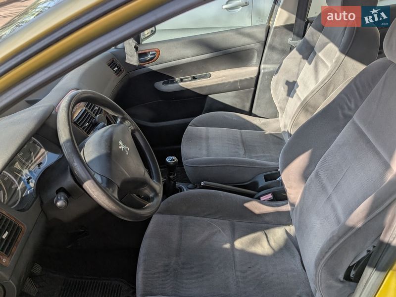 Хэтчбек Peugeot 307 2002 в Киеве фото 15 Хэтчбек Peugeot 307 2002 в Киеве