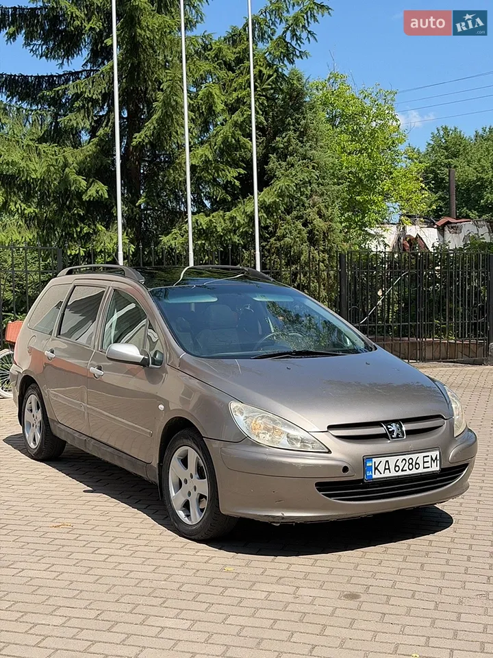 2011 Renault Megane - мініатюра 26