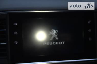 Хэтчбек Peugeot 308 2015 в Днепре