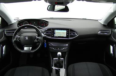 Универсал Peugeot 308 2014 в Трускавце