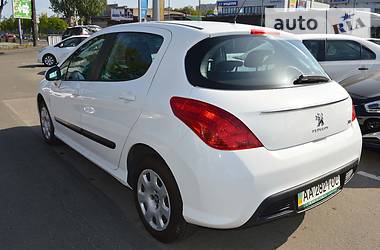 Хэтчбек Peugeot 308 2013 в Киеве