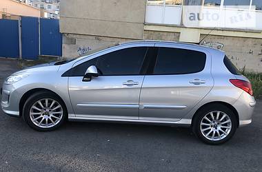 Peugeot 308 2010