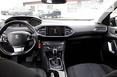 Универсал Peugeot 308 2015 в Дрогобыче