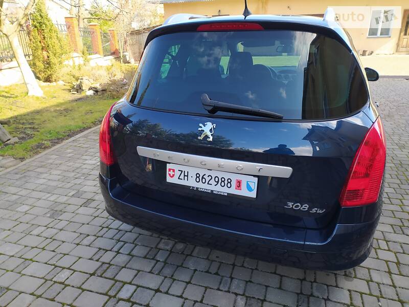 Універсал Peugeot 308 2010 в Івано-Франківську