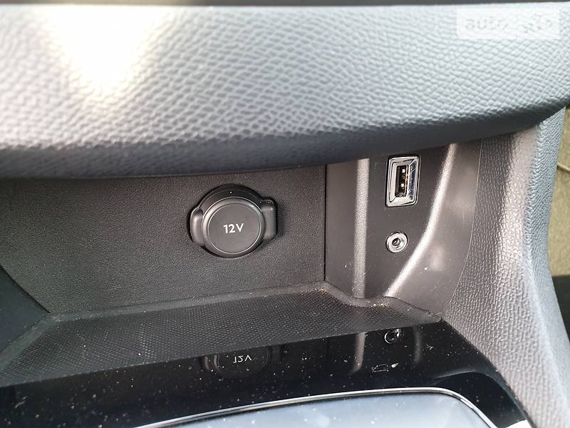 Универсал Peugeot 308 2015 в Киеве