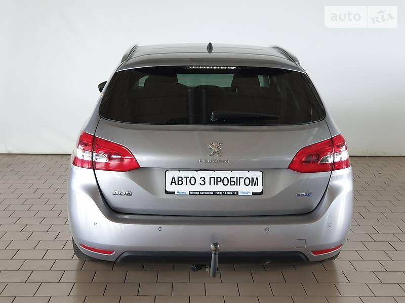 Универсал Peugeot 308 2015 в Киеве