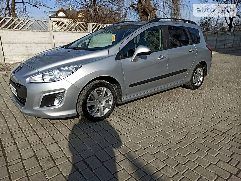 Універсал Peugeot 308 2012 в 