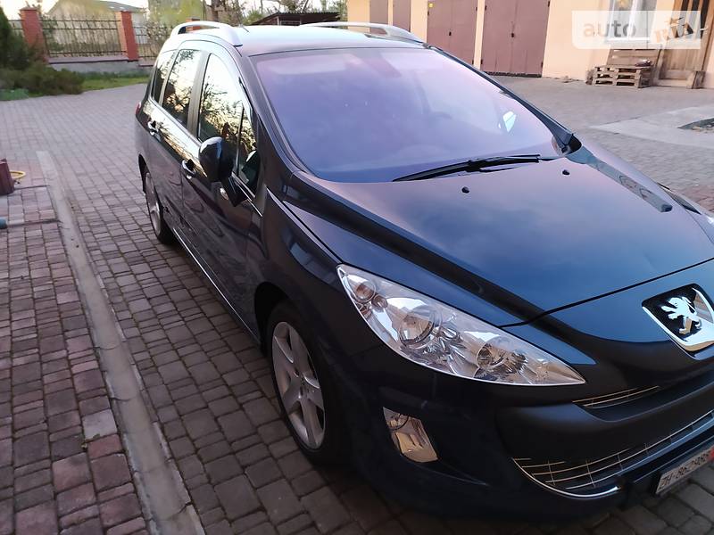 Універсал Peugeot 308 2010 в Івано-Франківську