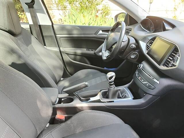 Універсал Peugeot 308 2015 в Житомирі