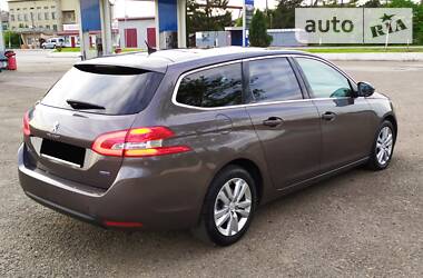 Універсал Peugeot 308 2014 в 