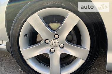 Хетчбек Peugeot 308 2011 в 