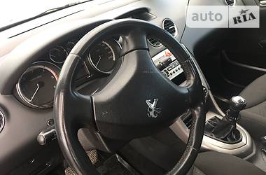 Хетчбек Peugeot 308 2011 в Дрогобичі