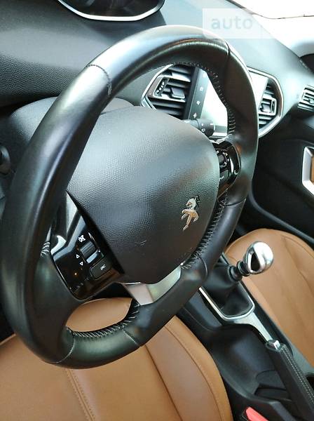 Універсал Peugeot 308 2015 в Стрию