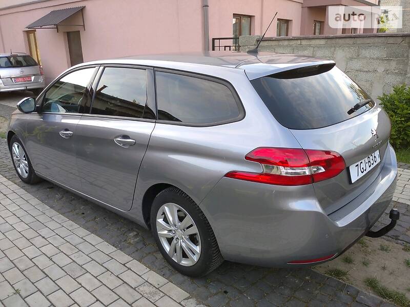 Універсал Peugeot 308 2015 в Стрию
