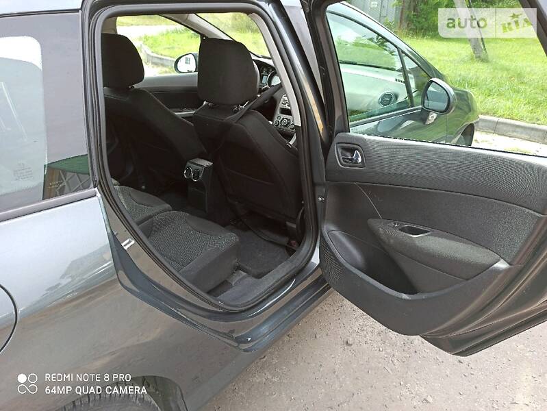 Хетчбек Peugeot 308 2010 в Маневичах