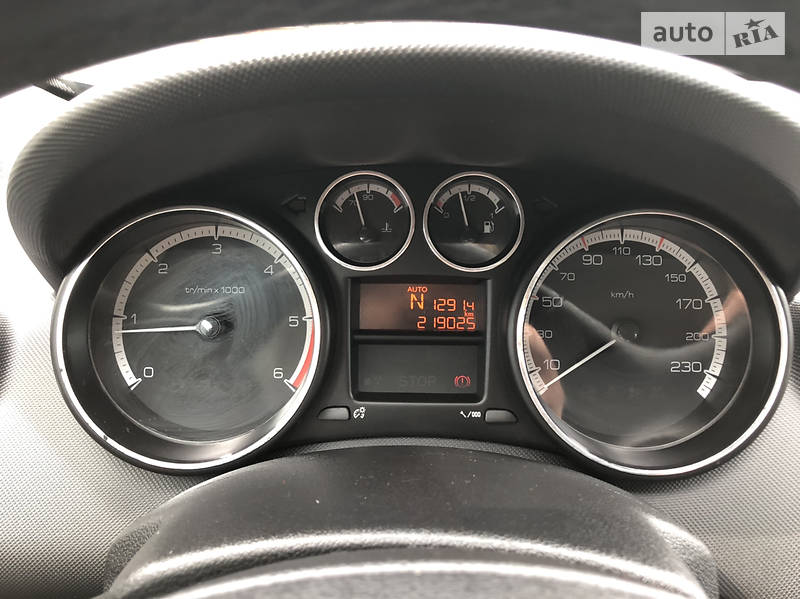 Хетчбек Peugeot 308 2010 в Луцьку