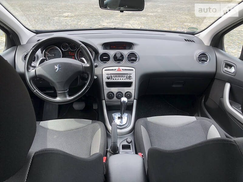 Хетчбек Peugeot 308 2010 в Луцьку
