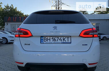 Универсал Peugeot 308 2015 в Одессе